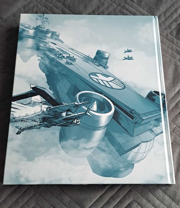 Livro Ultimate Marvel de Dk - Inglês - Capa Dura - Novo!
