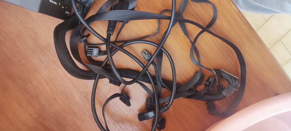 Seasonic 520W PSU Power Supply64550292889089121