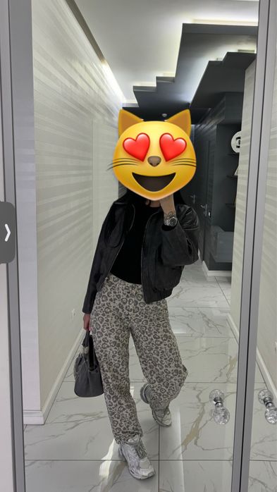 Продам куртку Cher17