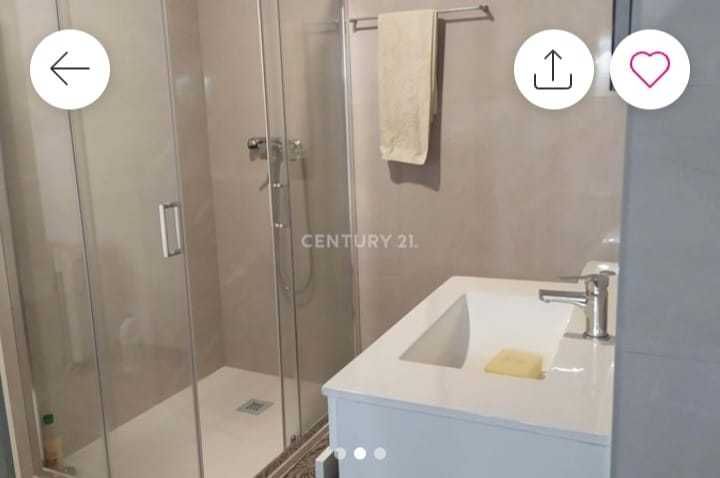Apartamento T1 na av Sá Carneiro como novo