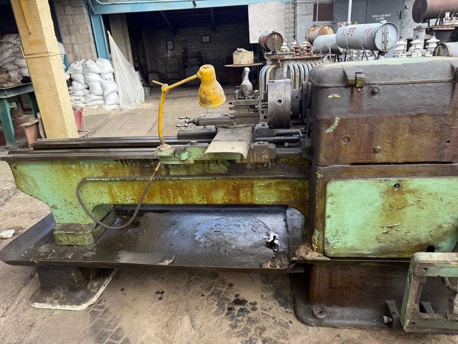 Продам токарний верстат 1А62