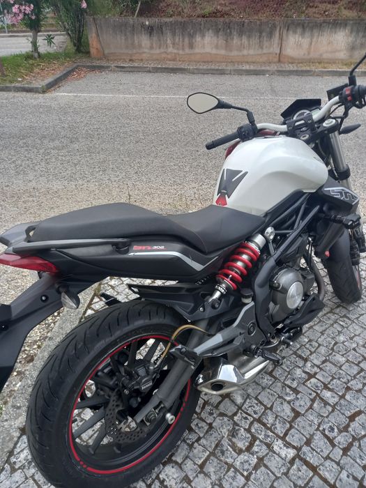 Mota Benelli 302