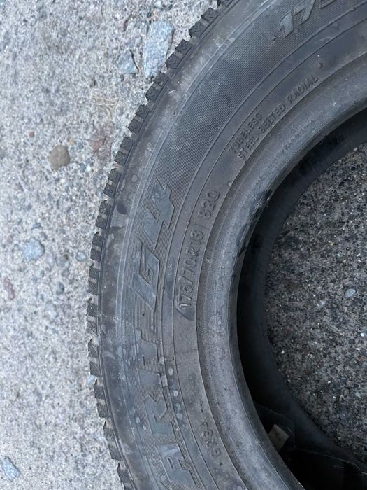 шина toya  бу зима