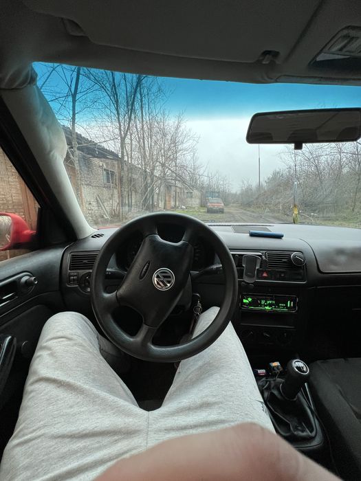 Автомобіль Golf 4 1.4 16V