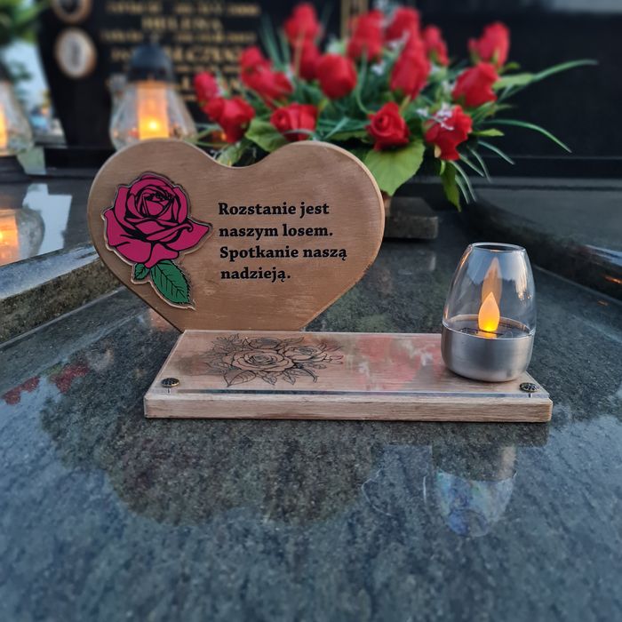 Solarny znicz led statuetka na cmentarz grób duża