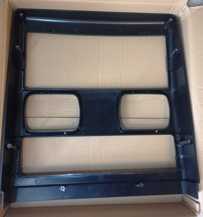 Grelha frontal para trator FIAT serie 66, 85, 93