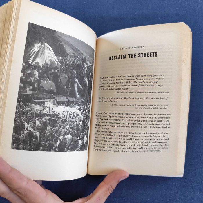 Naomi Klein - No Logo (em inglês)