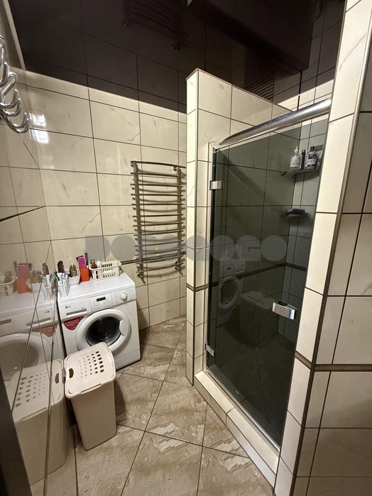 Продаж Триповерхового будинка. Вишневе.