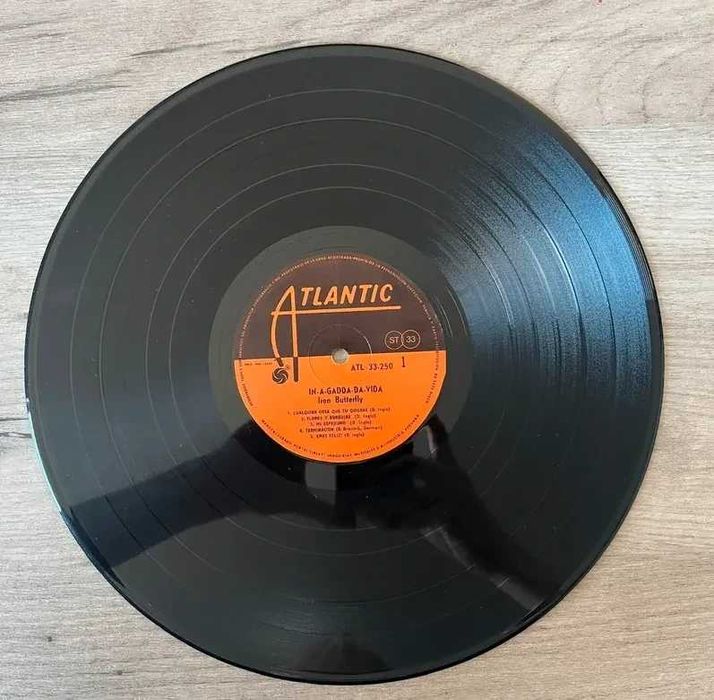 Iron Butterfly – In-A-Gadda-Da-Vida LP winyl Peru Atlantic SD 33-250