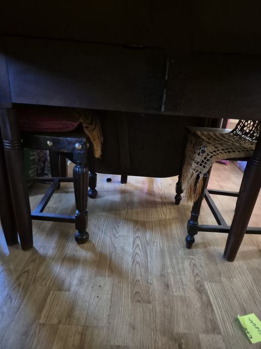 Mesa antiga de abas em madeira maciça