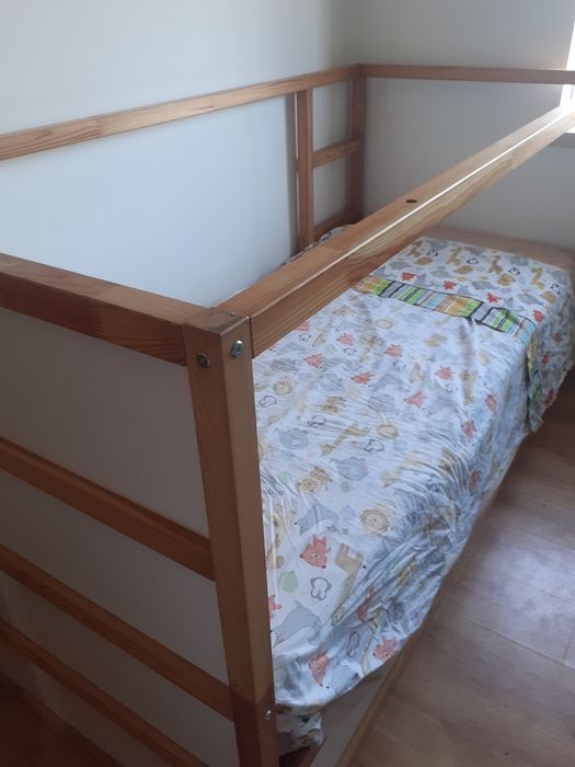 Cama para criança e jovem adolescente
