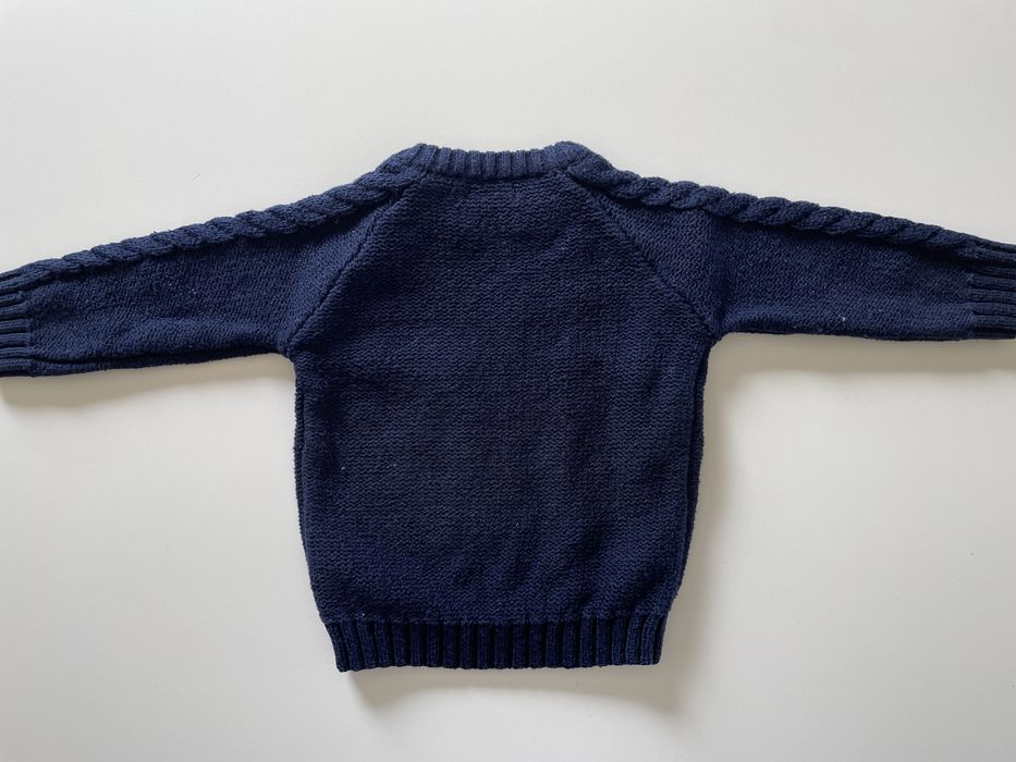 Gruby sweterek granatowy 68