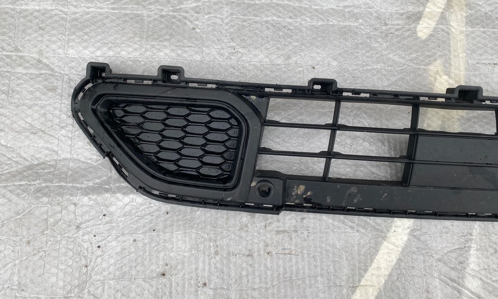 Ford Transit Custom Lift kratka atrapa środkowa zderzaka przód idealna