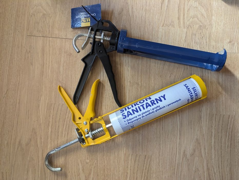 Kartusz pistolet wyciskacz