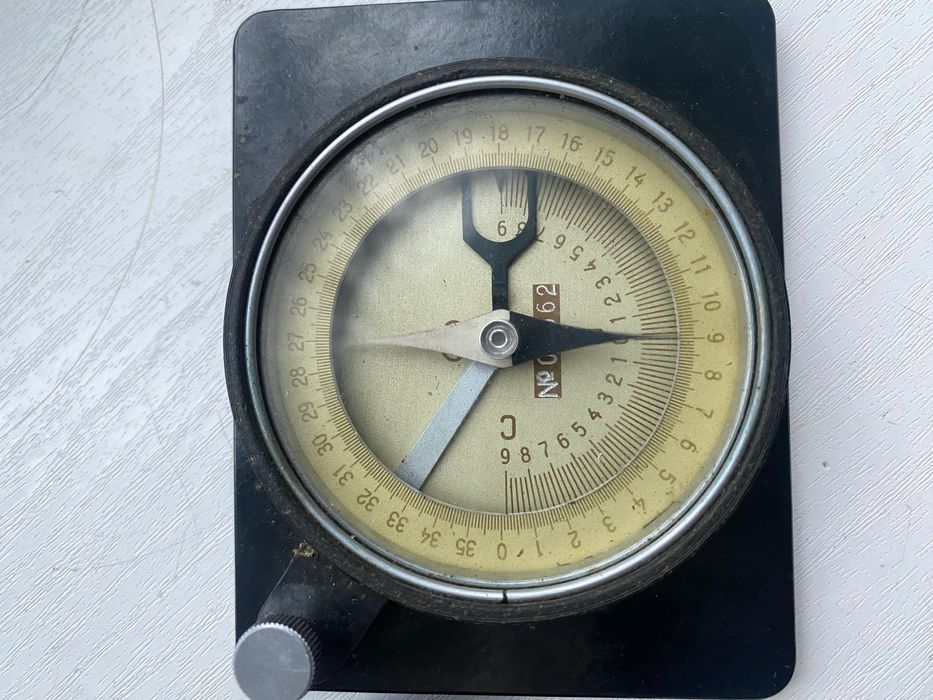 Компас горный ссср