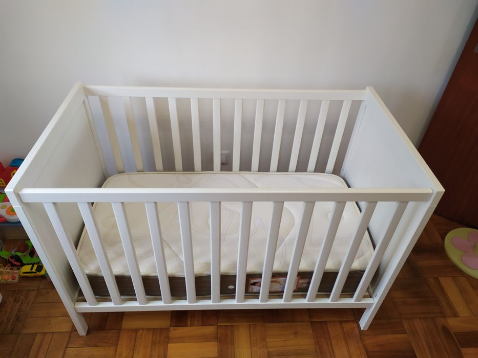 Cama de Bebé + Colchão