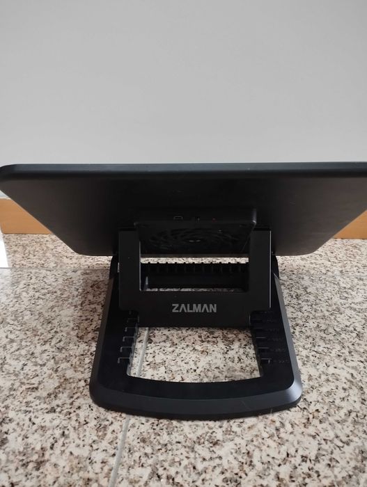 Base para portátil ou tablet