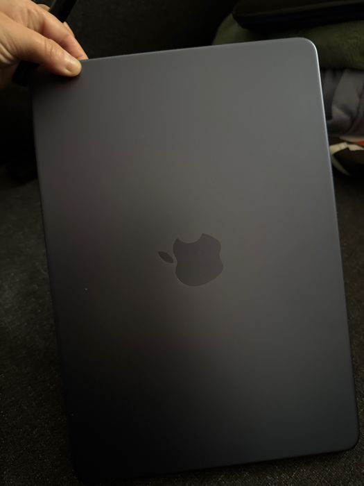 Macbook Neo 512 com touch ID