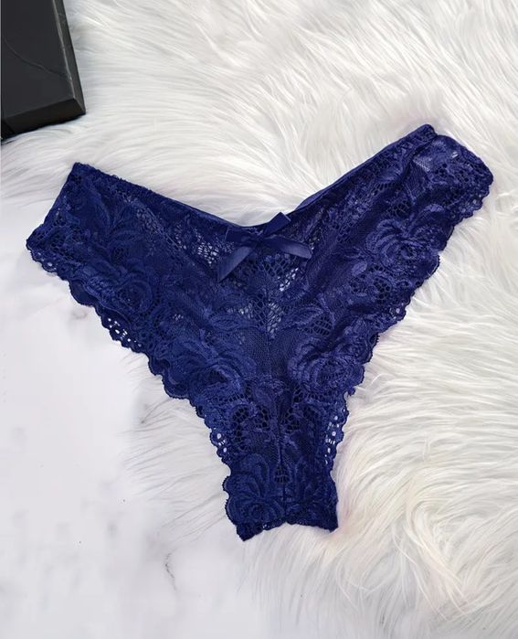 Conjunto de babydoll  e calcinha em renda, tamanho XXL