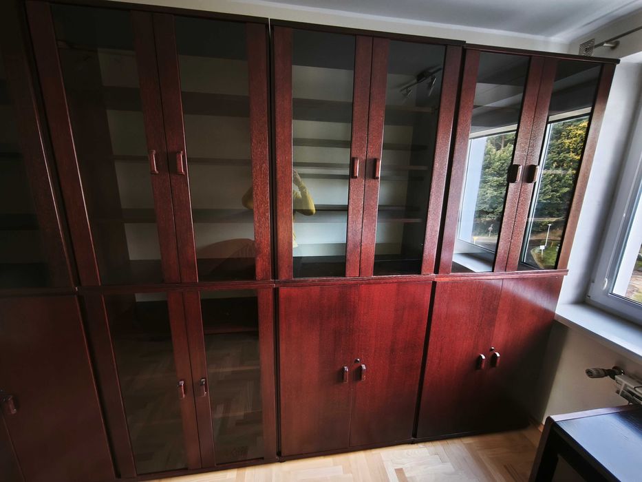 Zestaw stylowych mebli gabinetowych 4,2 m, biblioteczka z witrynami, 5 sekcji