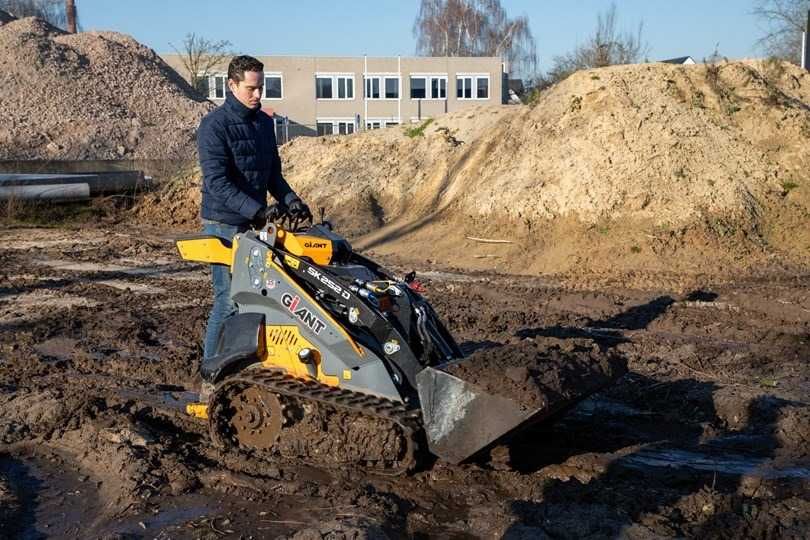 Mini ładowarka - usługi, prace ziemne, trudny teren to nie problem