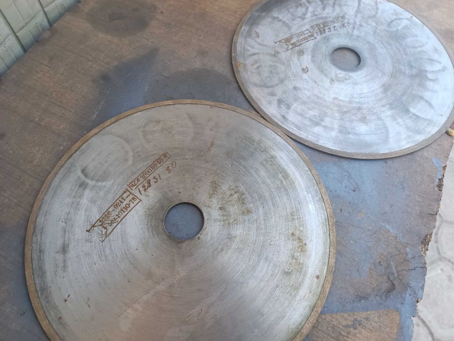 Алмазный отрезной диск 250х32 мм, маркировка АСR65 зернистость 200/160