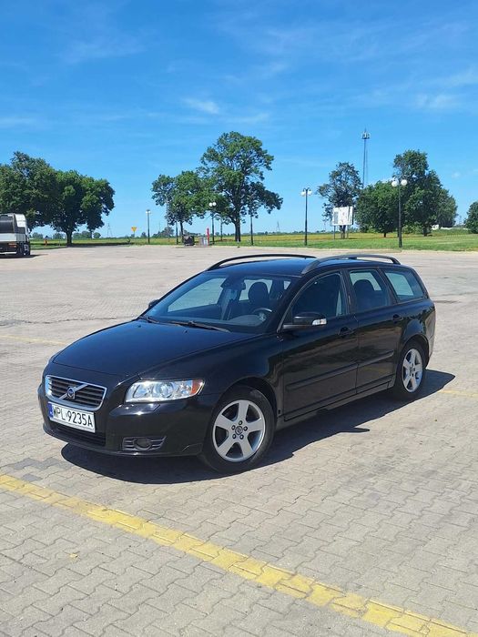 Volvo V50