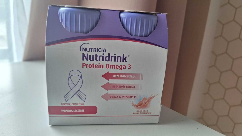 NUTRIDRINK OMEGA 3 Protein 24 sztuki rześki mango-brzoskwinia 05.2027 r DARMOWA WYSYŁKA