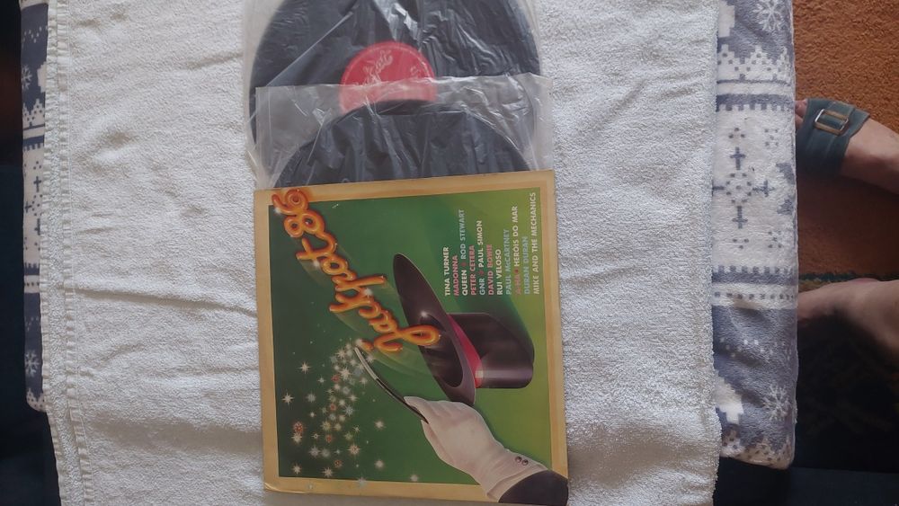 6 Discos em vinil antigos