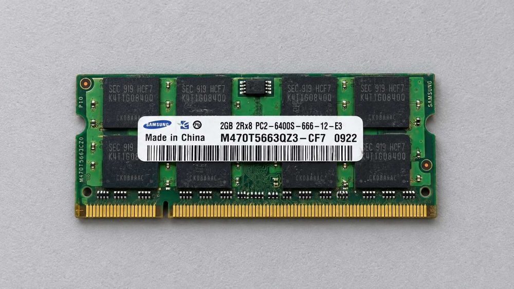 Memória RAM Samsung 2GB DDR2 800MHz SO-DIMM