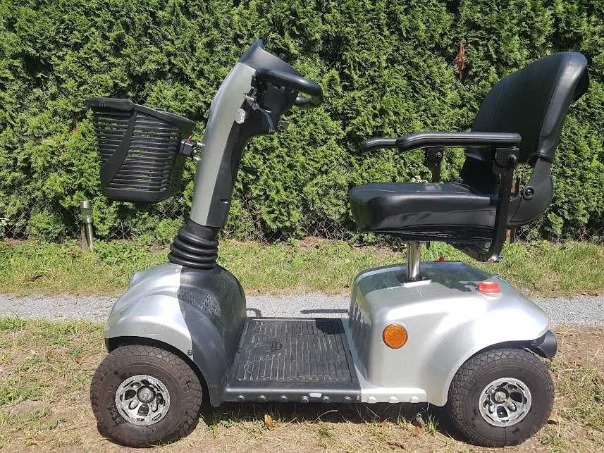 Pojazd wózek skuter elektryczny inwalidzki-Eris 4koła 6km/h