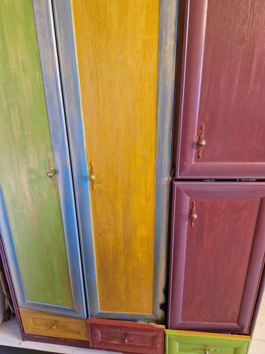 2 Шафи та комод / тумба