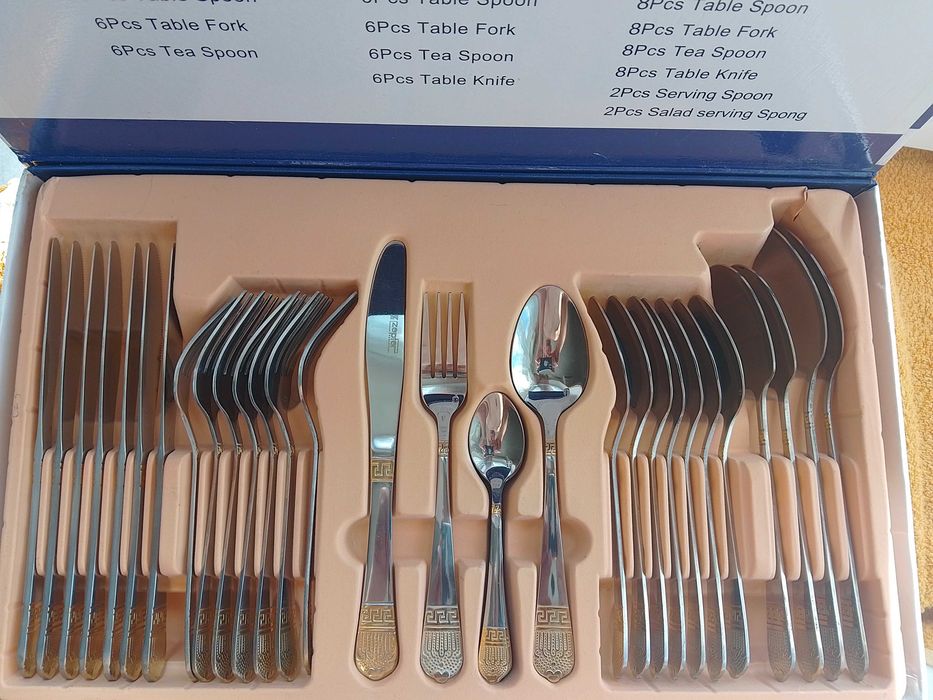 Набор столовых приборов