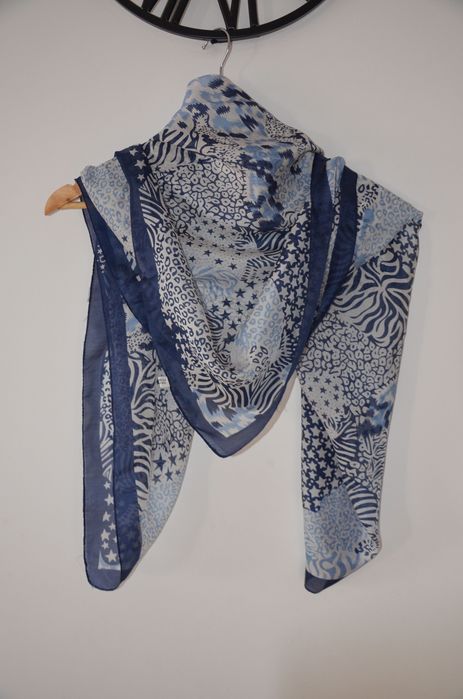 chusta duża/apaszka niebieskości 100% silk jedwab