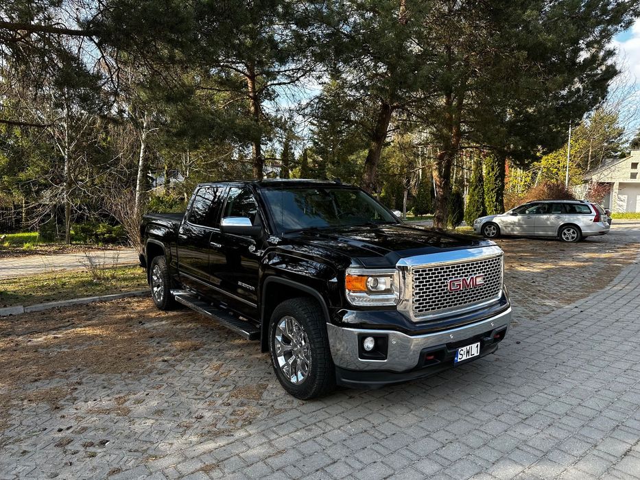 GMC Sierra