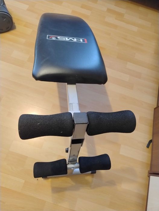 Ławeczka do brzuszków