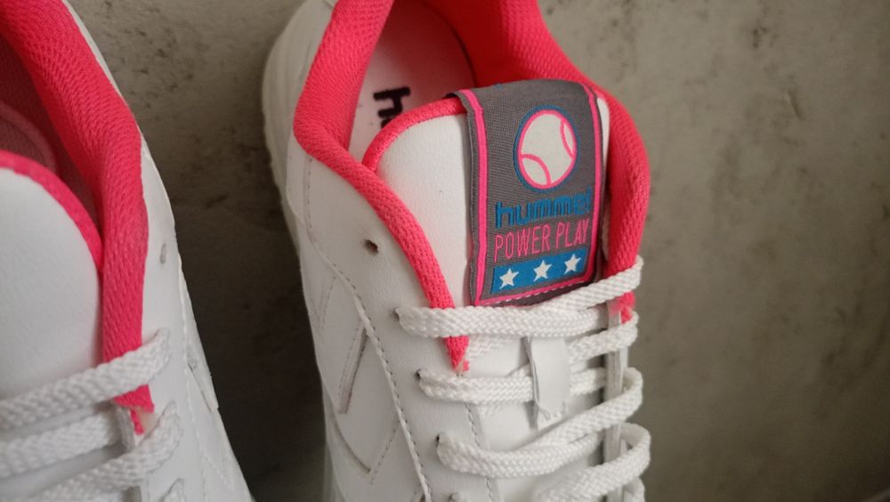 Hummel Power Play Vegan Archive nr 41 wkl.26 cm 
Model 208446-9047