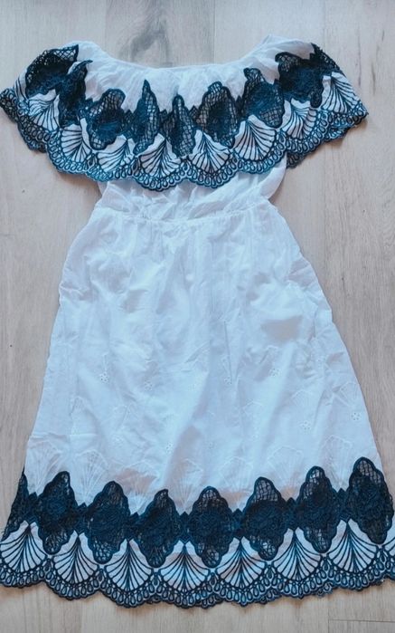 Sukienka boho biała