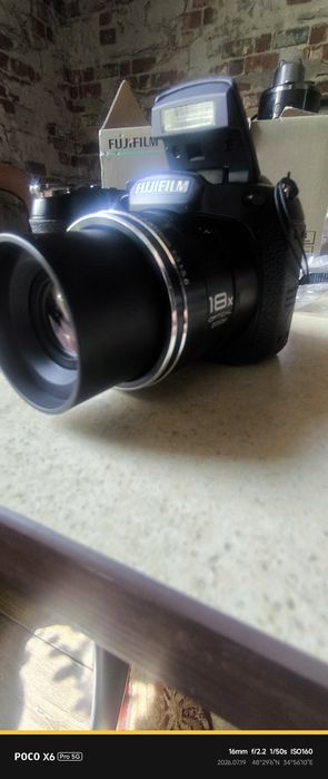 Продам фотоаппарат Fujifilm S 2980
