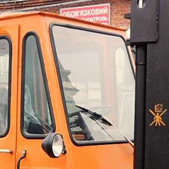 Скло лобове на львівський навантажувач (погрузчик)