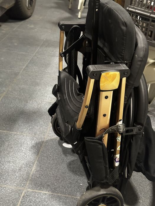 Wózek spacerówka walizka MOMI estelle