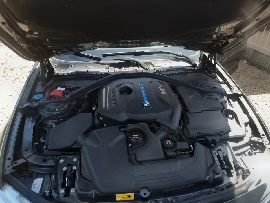 Bmw 330e  iperformance pack shadow