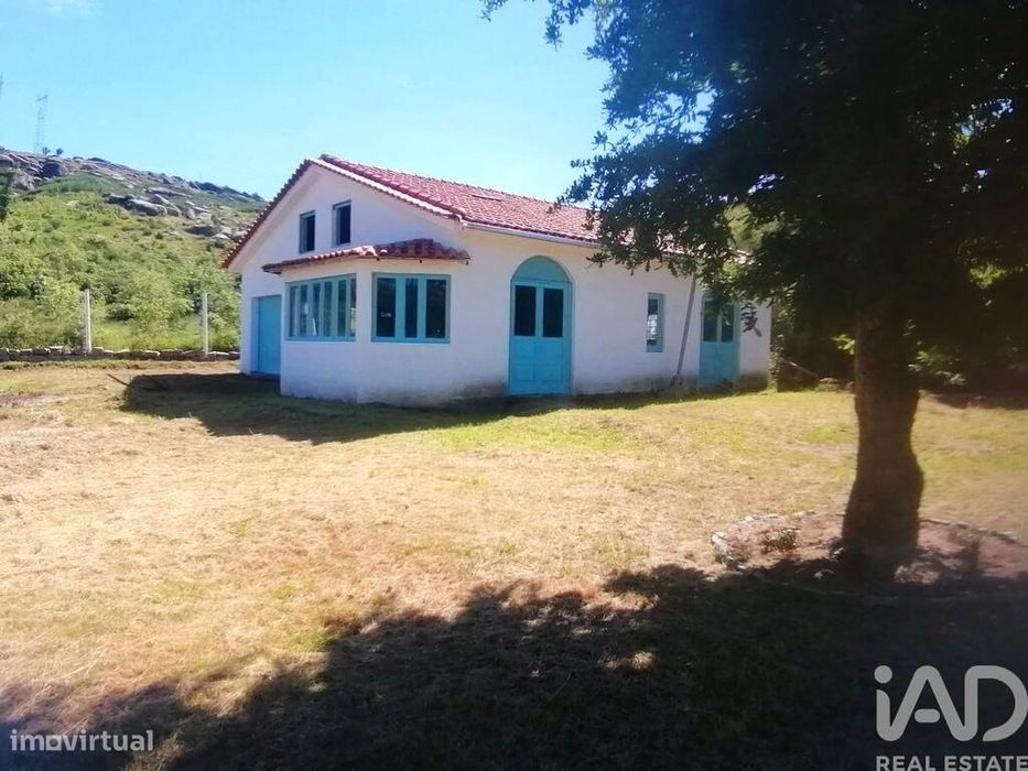 Terreno em Oliveira do Hospital e São Paio de Gramaços