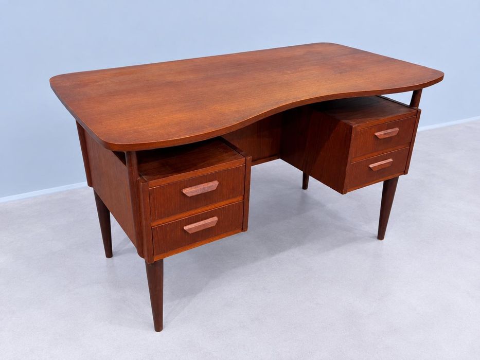 Piękne tekowe biurko / Gunnar Nielsen Tibergaard / vintage / Mid Century Modern / dowóz wysyłka