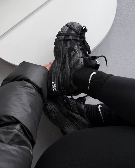 НОВИНКА! Nike Initiator Black 36 37 38 39 40 найк ініціатор чорні