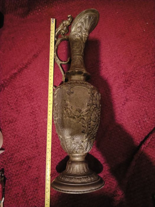 Vaso antigo de bronze grande