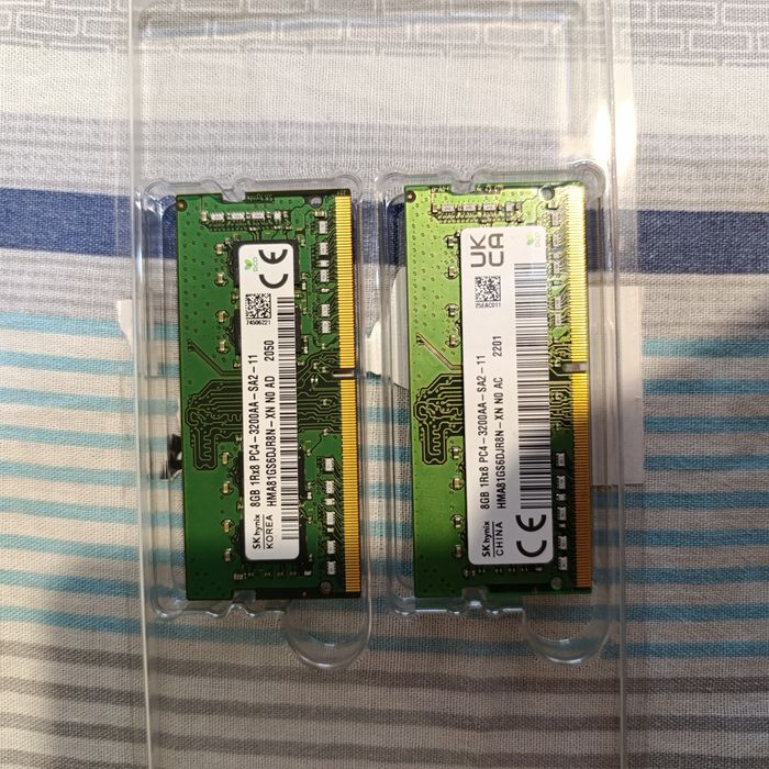 2 плашки оперативной памяти по 8 Гб для ноутбука