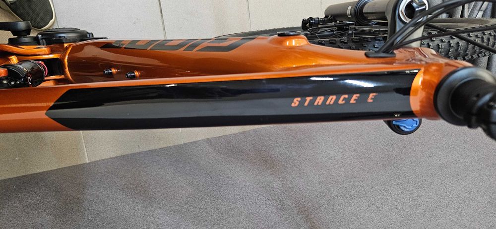 Nowy Elektryczny MTB FULL Giant Stance E+ 2 625Wh  L