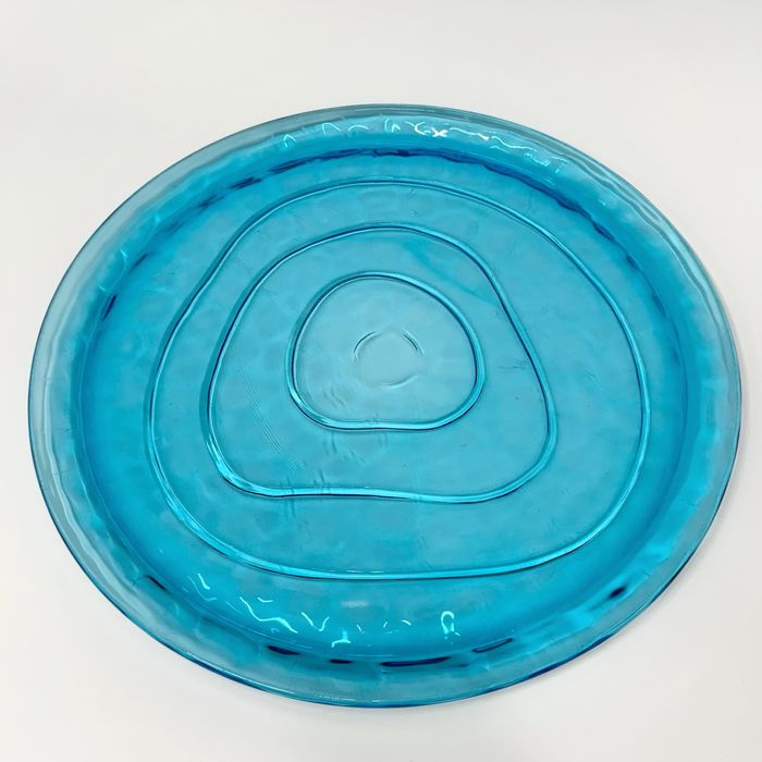 portugalska patera z niebieskiego szkła