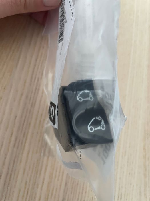 Interruptor(botão) capota smart Fortwo 451 - novo